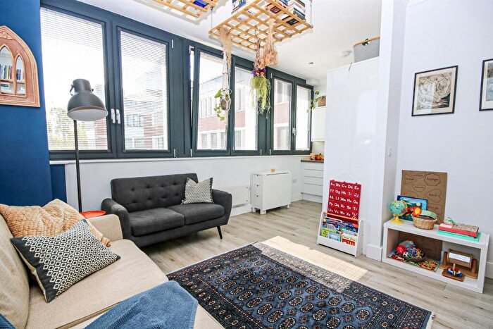 2 Bedroom Flat For Sale In Sentinel House, Norwich, NR1