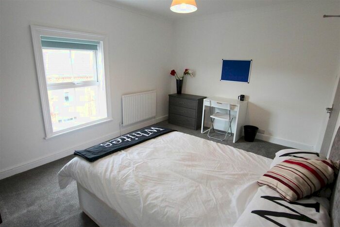 1 Bedroom Property To Rent In Hood Street, Northampton, NN1