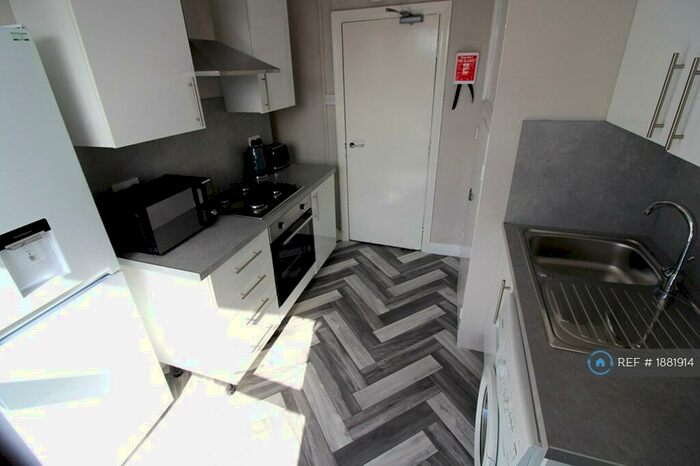 2 Bedroom Flat To Rent In Ramilies Road, Liverpool, L18