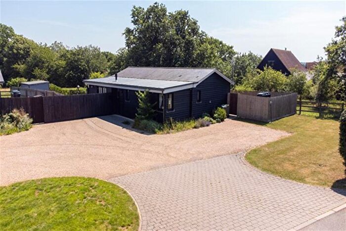 3 Bedroom Detached Bungalow For Sale In Blackmore End, Braintree, CM7