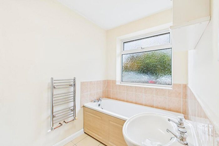 3 Bedroom Bungalow To Rent In Sedge Fen, Lakenheath, IP27