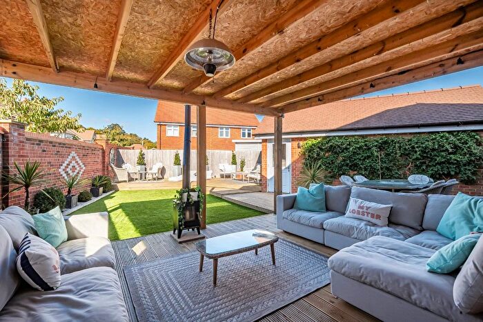 3 Bedroom Detached House For Sale In West Brook View, Emsworth, PO10