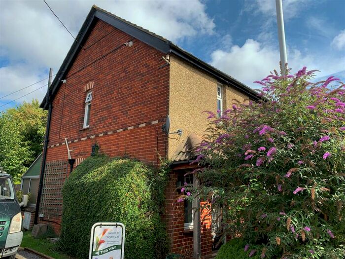 1 Bedroom Apartment To Rent In Worting Road, RG22