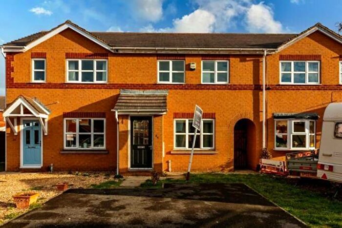 3 Bedroom Town House To Rent In Storrs Wood View, Cudworth, Barnsley, S72