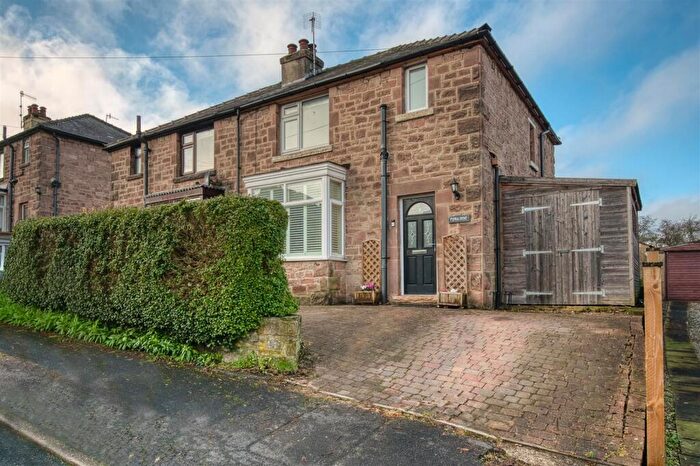 3 Bedroom Semi Detached House For Sale In Lakeside, Bakewell, DE45