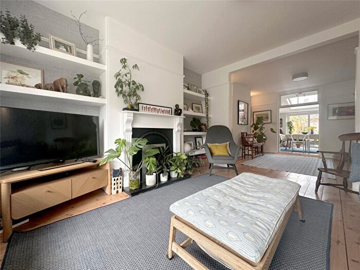 4 Bedroom Detached House To Rent In Exeter, Devon, EX2