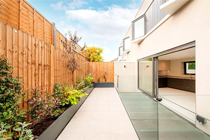 4 Bedroom Terraced House To Rent In Rigeley Mews, London, NW10