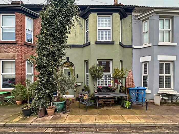 2 Bedroom Terraced House For Sale In Lucerne Street, Liverpool, L17