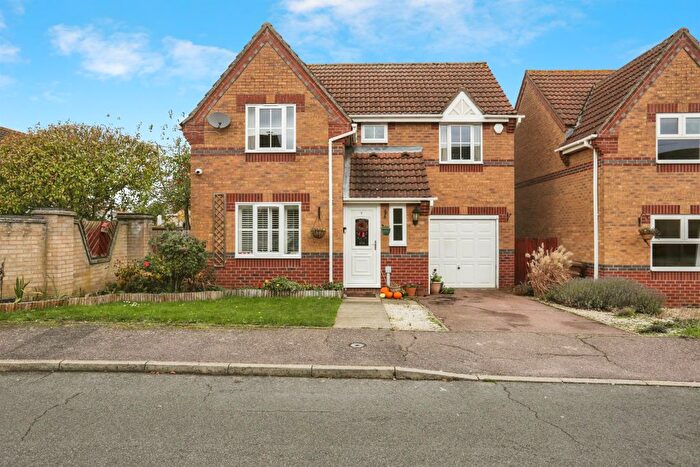 4 Bedroom Detached House For Sale In Brayfield Close, Bury St. Edmunds, IP32