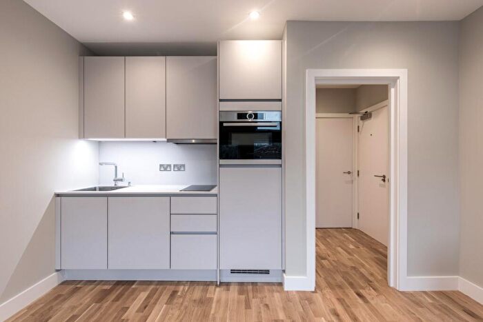 Flat To Rent In Inglewood Road, NW6