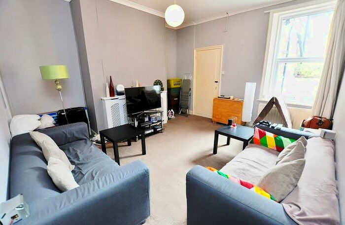 2 Bedroom Flat To Rent In Glenthorn Road, Jesmond, Newcastle Upon Tyne, NE2