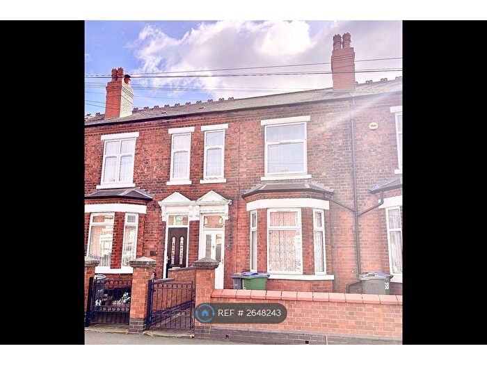3 Bedroom Terraced House To Rent In Bromford Lane, West Bromwich, B70