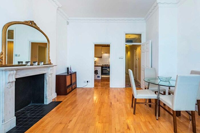 2 Bedroom Flat To Rent In Belgrave Road, Pimlico, SW1V