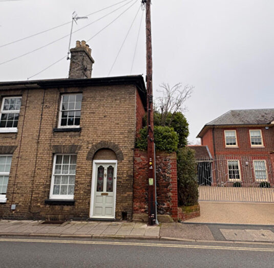 2 Bedroom End Of Terrace House To Rent In Garland Street, Bury St. Edmunds, IP33