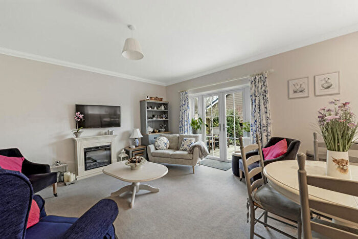 2 Bedroom Bungalow For Sale In Genn Park, Boughton Monchelsea, Maidstone, Kent, ME17