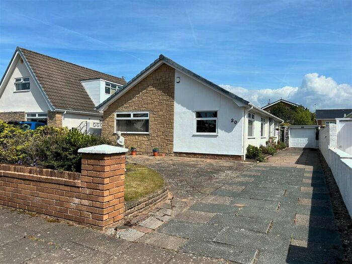 3 Bedroom Detached Bungalow For Sale In Chartwell Road, Ainsdale, Southport, PR8