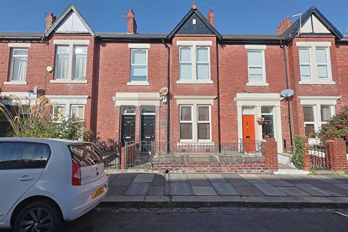 2 Bedroom Flat To Rent In Sandringham Road, South Gosforth, NE3