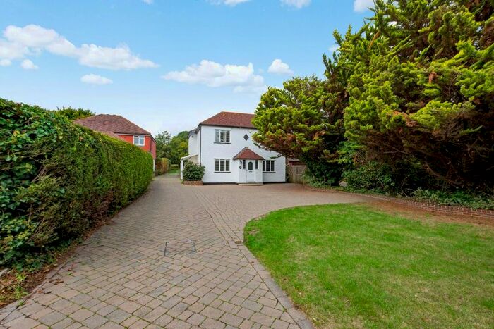 4 Bedroom Detached House To Rent In Birchwood Road, Dartford, DA2