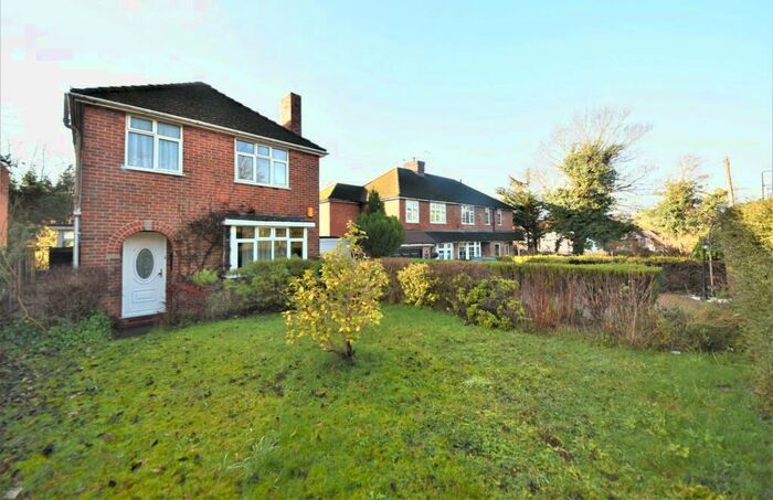 3 Bedroom Detached House To Rent In London Road, Wooburn Green, High Wycombe, HP10