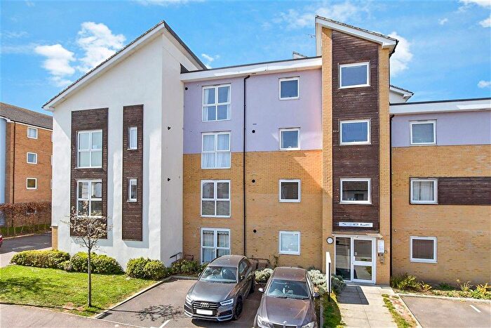 1 Bedroom Flat For Sale In Olympia Way, Whitstable, Kent, CT5