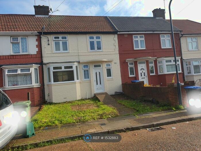 3 Bedroom Terraced House To Rent In Bamford Avenue, Wembley, HA0