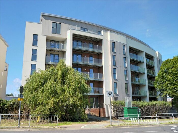 2 Bedroom Flat To Rent In Gemini Park, Manor Way, Borehamwood, Hertfordshire, WD6