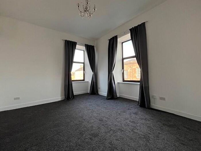 1 Bedroom Flat To Rent In Grey Place, Greenock, PA15