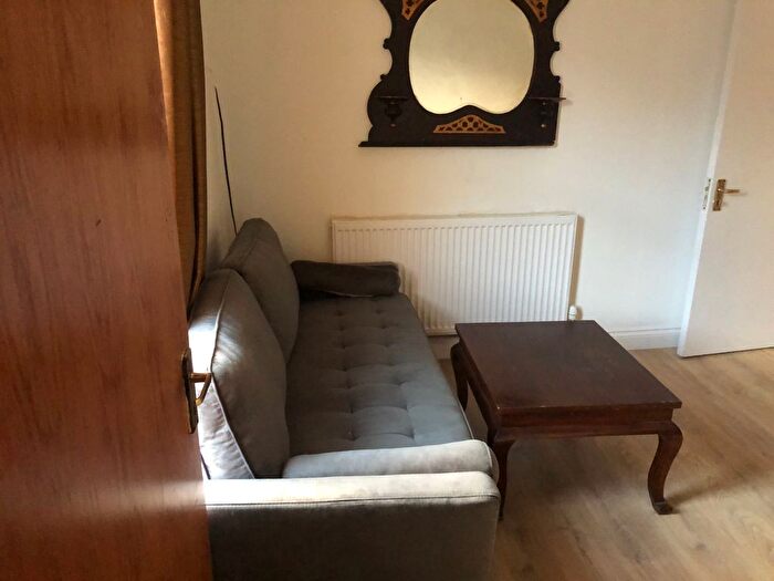 1 Bedroom Flat To Rent In Amity Road, Reading, RG1