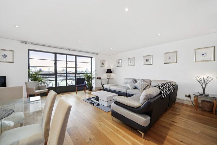 2 Bedroom Flat To Rent In Spice Quay Heights, London, SE1