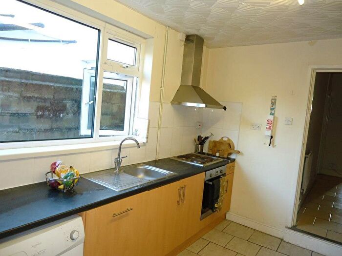 4 Bedroom House To Rent In Moy Road, Roath, Cardiff, CF24