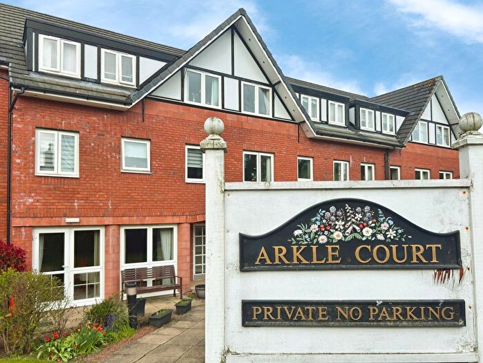 1 Bedroom Flat For Sale In The Holkham, Vicars Cross, CH3