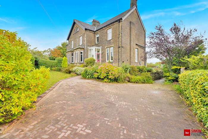 5 Bedroom Semi-Detached House For Sale In Castle Road, Colne, BB8
