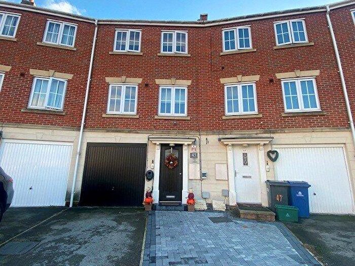 3 Bedroom Terraced House For Sale In Jenkinson Grove, Armthorpe, Doncaster, South Yorkshire, DN3