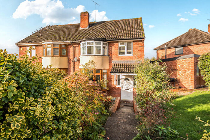 3 Bedroom Semi-Detached House For Sale In Audley Crescent, Hereford, HR1