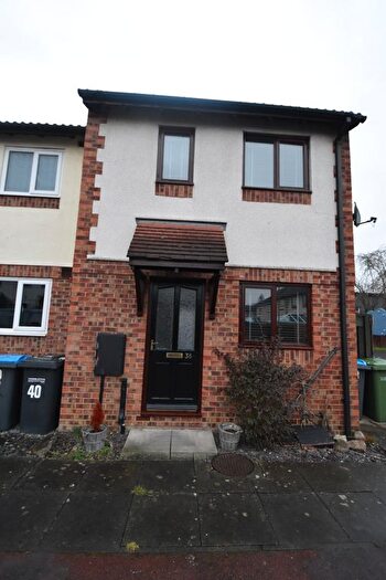 2 Bedroom End Of Terrace House To Rent In Dexta Way, Northallerton, DL7