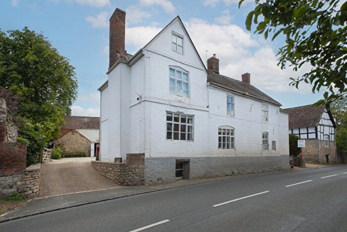 4 Bedroom Detached House For Sale In Main Road, Bredon, Tewkesbury, Gloucestershire, GL20