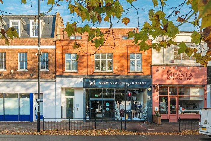 1 Bedroom Flat To Rent In Chiswick High Road, Chiswick, W4