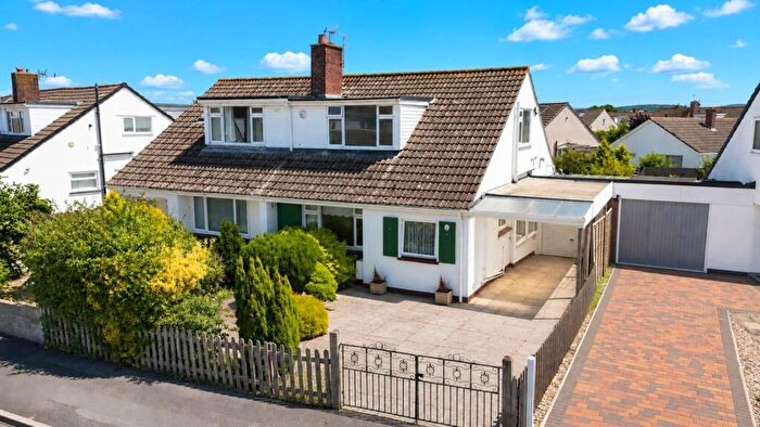 4 Bedroom Semi-Detached Bungalow For Sale In Garsdale Road, Weston-Super-Mare, BS22