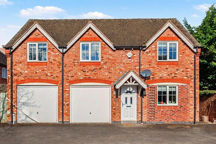 3 Bedroom Detached House For Sale In Lowes Lane, Wellesbourne, CV35