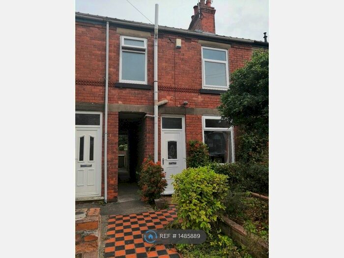 2 Bedroom Terraced House To Rent In Walgrove Road, Chesterfield, S40
