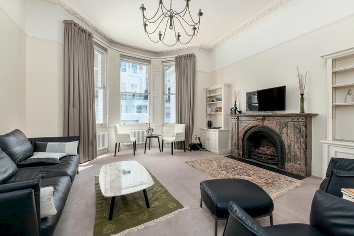 1 Bedroom Flat To Rent In Cranley Gardens, South Kensington, London, SW7