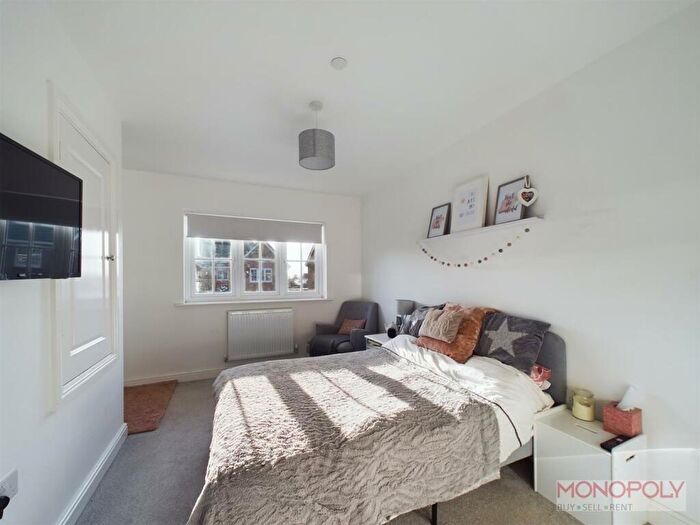 4 Bedroom Detached House For Sale In Prestwich Gardens, Llay, Wrexham, LL12
