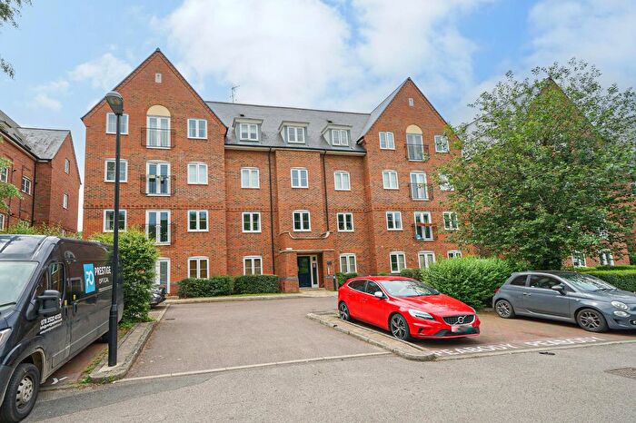 2 Bedroom Flat For Sale In Leighton Road, Leighton Buzzard, LU7