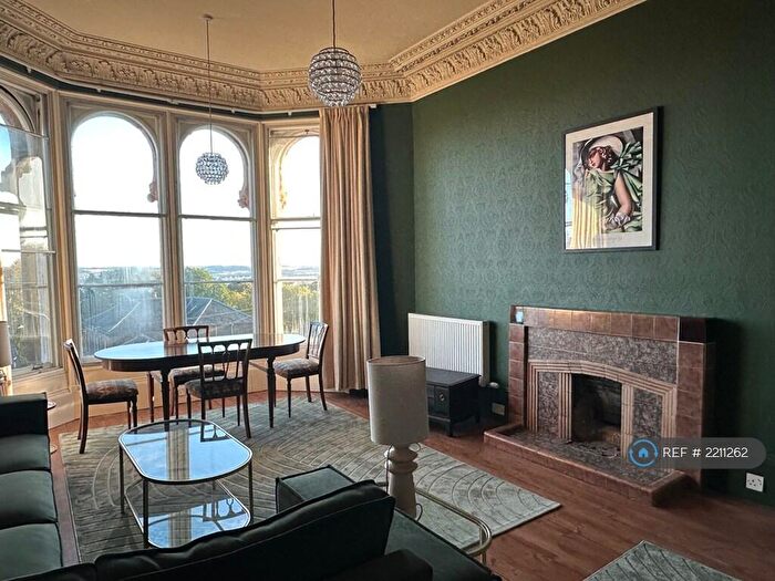 3 Bedroom Flat To Rent In Panmure Terrace, Dundee, DD3