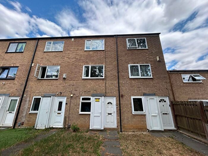 4 Bedroom Terraced House To Rent In Hanemill Court, Northampton, NN3