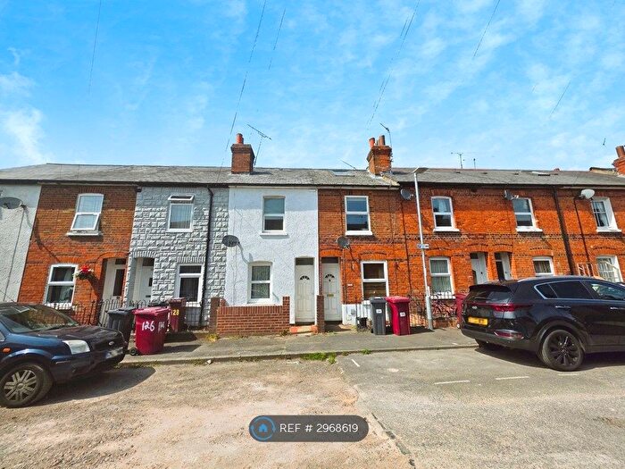 2 Bedroom Terraced House To Rent In Waldeck Street, Reading, RG1