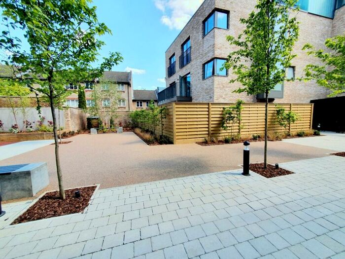 2 Bedroom Flat To Rent In Holloway Road, Archway, N19