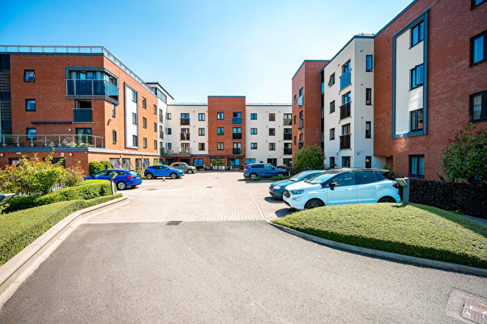 2 Bedroom Flat For Sale In Flat, Marbury Court, Northwich, CW9
