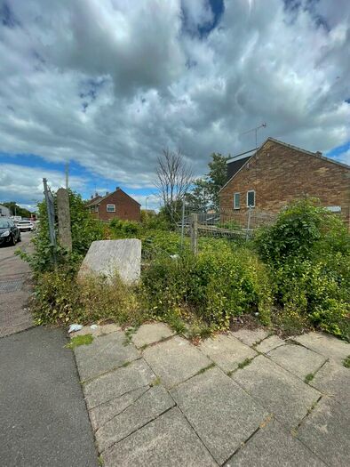 1 Bedroom Land To Rent In Poynters Road Luton, LU4