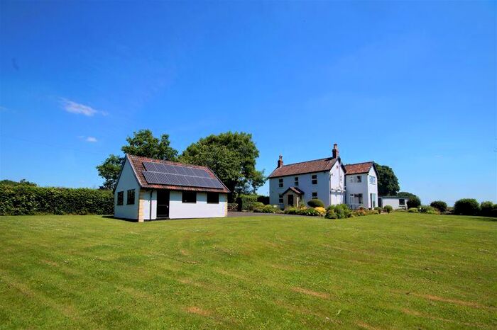 4 Bedroom Detached House For Sale In Stratton On The Fosse - Quiet Rural Location, BA3